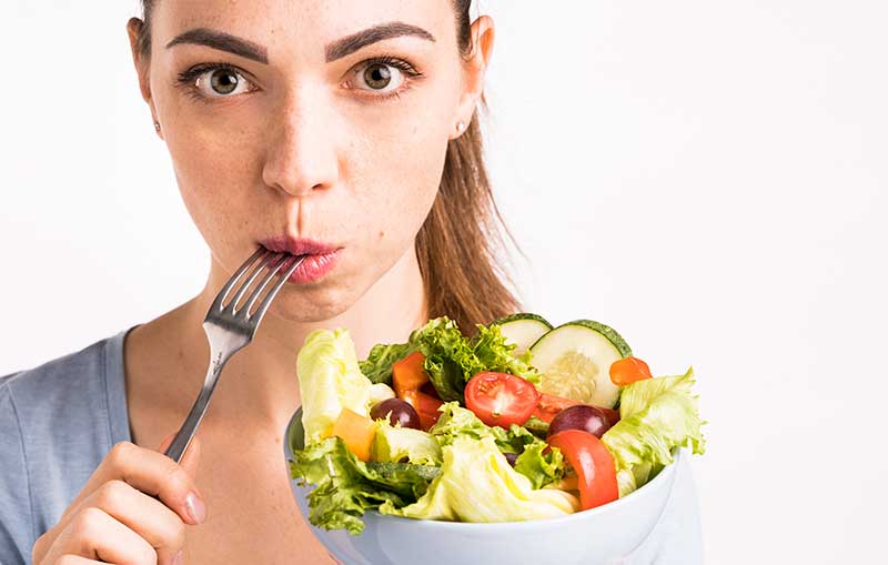 ¿Comemos o nos alimentamos? Secretos para mejorar tu salud