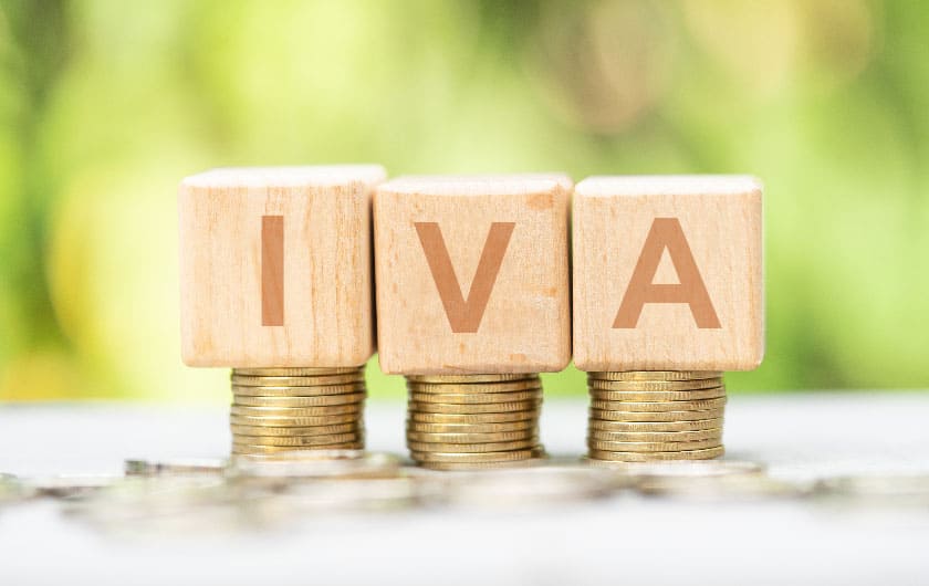 ¿Los seguros de vida llevan IVA?