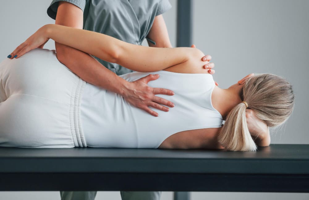 ¿Qué es la osteopatía, para qué sirve y qué seguros médicos la cubren?