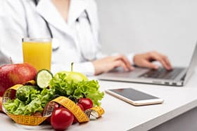 Asesoramiento nutricional en el seguro de salud